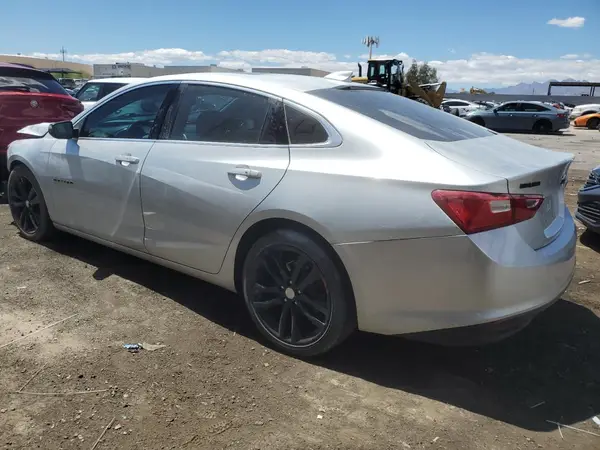 1G1ZD5ST0JF285130 2018 CHEVROLET MALIBU - Image 2