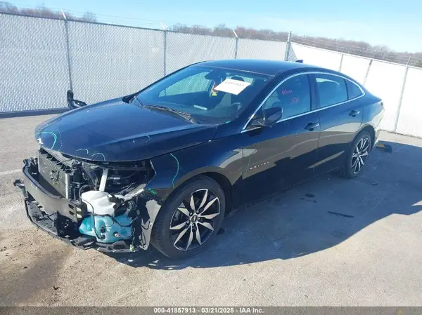 1G1ZD5ST0JF287525 2018 CHEVROLET MALIBU - Image 2