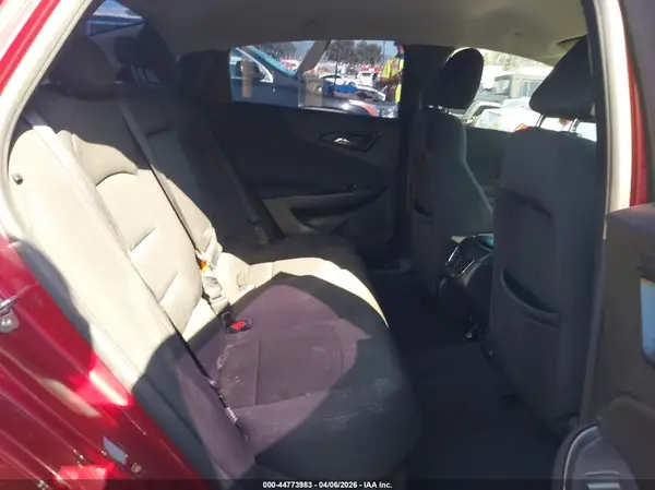1G1ZD5ST0JF290067 2018 CHEVROLET MALIBU - Image 8