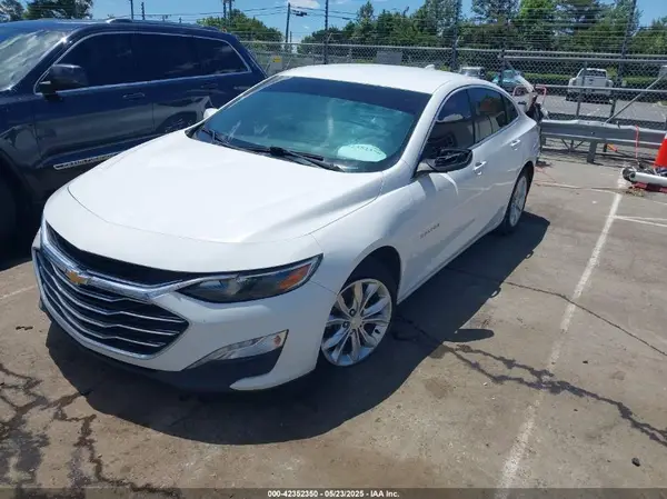 1G1ZD5ST0KF104979 2019 CHEVROLET MALIBU - Image 2