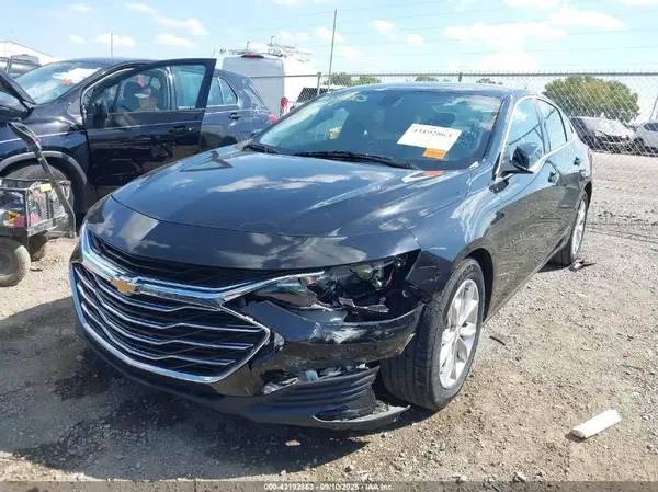 1G1ZD5ST0KF111575 2019 CHEVROLET MALIBU - Image 2