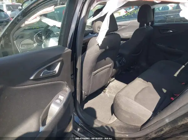 1G1ZD5ST0KF111575 2019 CHEVROLET MALIBU - Image 8