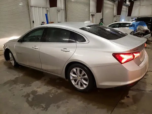 1G1ZD5ST0KF117005 2019 CHEVROLET MALIBU - Image 2