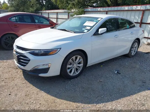 1G1ZD5ST0KF133933 2019 CHEVROLET MALIBU - Image 2