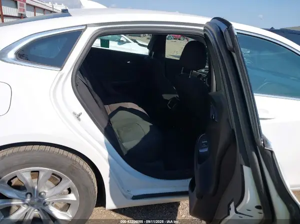1G1ZD5ST0KF133933 2019 CHEVROLET MALIBU - Image 8