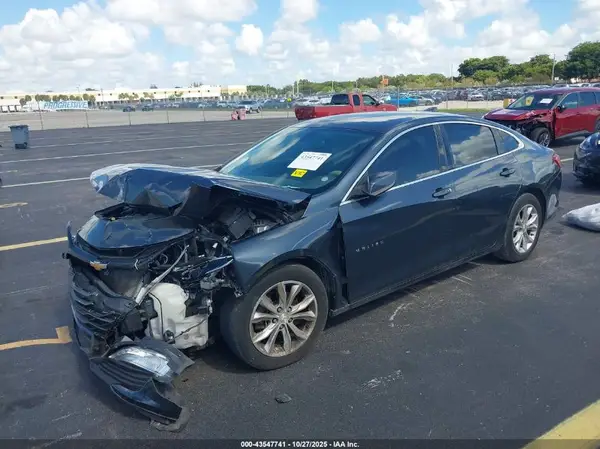1G1ZD5ST0KF136895 2019 CHEVROLET MALIBU - Image 2