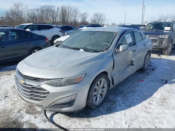 1G1ZD5ST0KF141921 2019 CHEVROLET MALIBU - Image 2