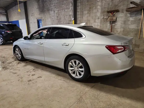 1G1ZD5ST0KF146620 2019 CHEVROLET MALIBU - Image 2