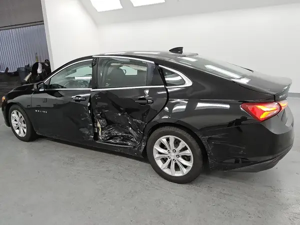1G1ZD5ST0KF156032 2019 CHEVROLET MALIBU - Image 2