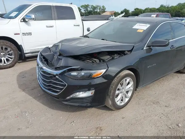 1G1ZD5ST0KF157228 2019 CHEVROLET MALIBU - Image 2