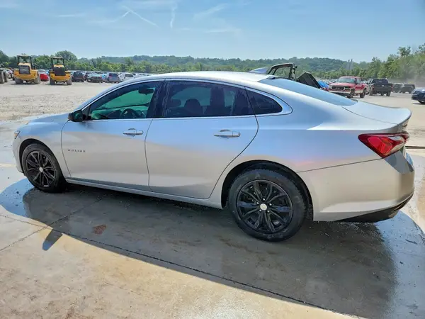 1G1ZD5ST0KF160064 2019 CHEVROLET MALIBU - Image 2