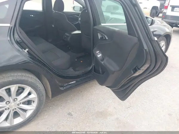 1G1ZD5ST0KF167189 2019 CHEVROLET MALIBU - Image 8