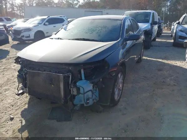 1G1ZD5ST0KF170996 2019 CHEVROLET MALIBU - Image 2