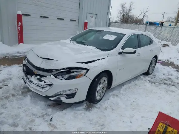 1G1ZD5ST0KF187815 2019 CHEVROLET MALIBU - Image 2