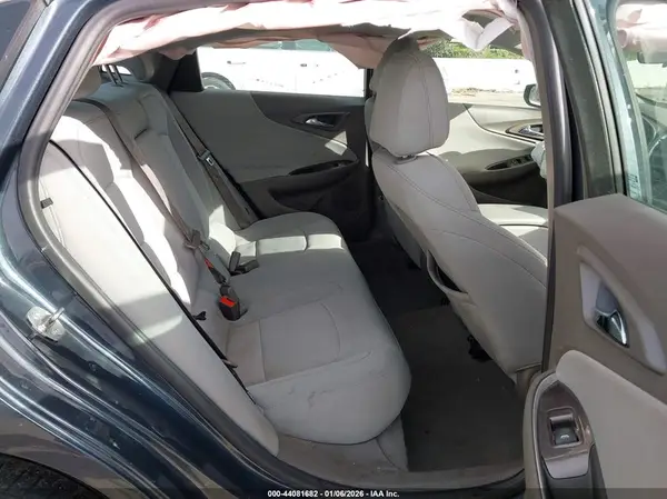 1G1ZD5ST0KF207965 2019 CHEVROLET MALIBU - Image 8