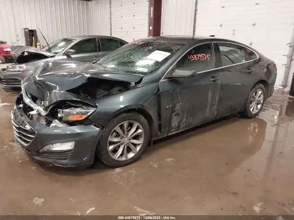 1G1ZD5ST0KF227875 2019 CHEVROLET MALIBU - Image 2