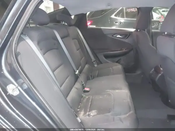 1G1ZD5ST0KF227875 2019 CHEVROLET MALIBU - Image 8