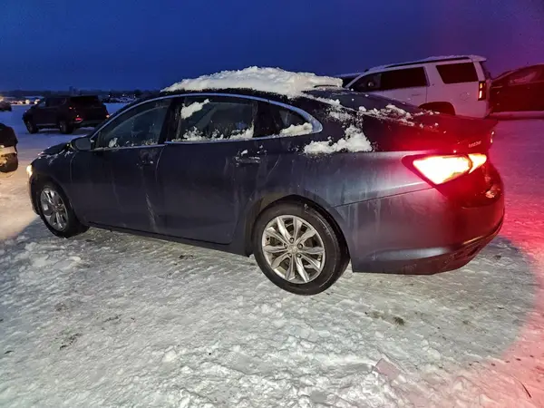 1G1ZD5ST0LF016063 2020 CHEVROLET MALIBU - Image 2