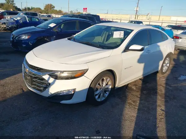 1G1ZD5ST0LF044686 2020 CHEVROLET MALIBU - Image 2