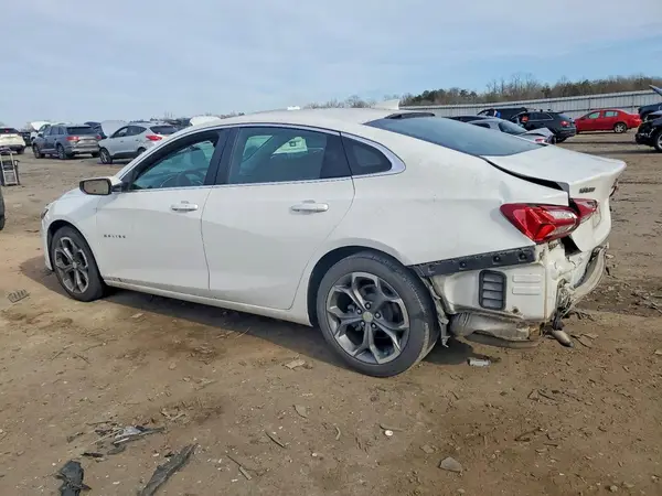 1G1ZD5ST0LF101677 2020 CHEVROLET MALIBU - Image 2