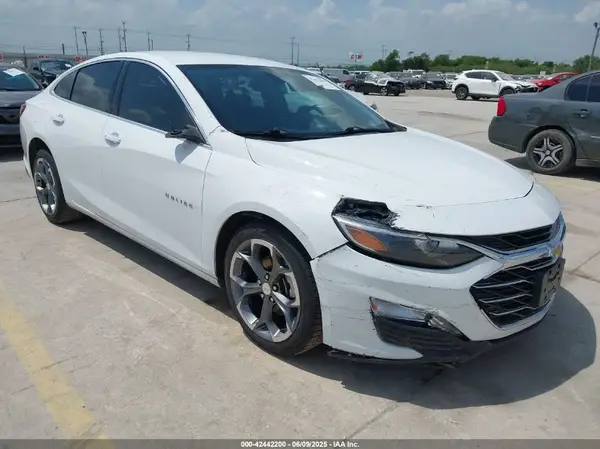 1G1ZD5ST0LF120407 2020 CHEVROLET MALIBU - Image 1