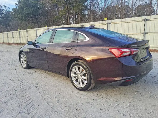 1G1ZD5ST0MF073963 2021 CHEVROLET MALIBU - Image 2
