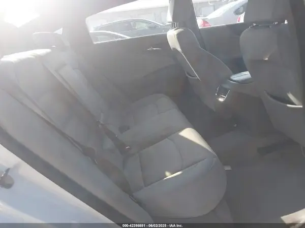 1G1ZD5ST0NF112665 2022 CHEVROLET MALIBU - Image 8