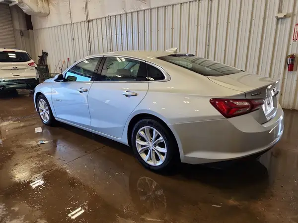1G1ZD5ST0NF137677 2022 CHEVROLET MALIBU - Image 2