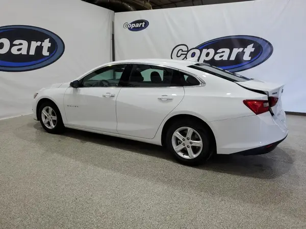 1G1ZD5ST0PF180502 2023 CHEVROLET MALIBU - Image 2