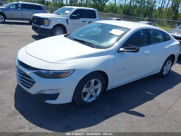 1G1ZD5ST0RF118374 2024 CHEVROLET MALIBU - Image 2