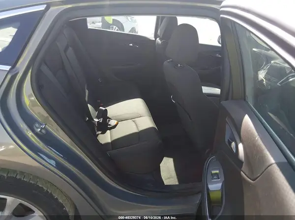 1G1ZD5ST1JF103807 2018 CHEVROLET MALIBU - Image 8