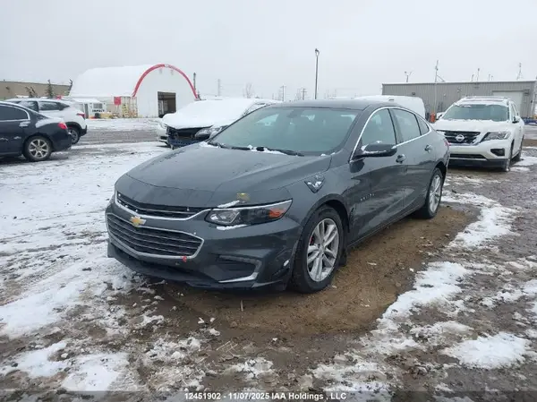 1G1ZD5ST1JF104875 2018 CHEVROLET MALIBU - Image 2