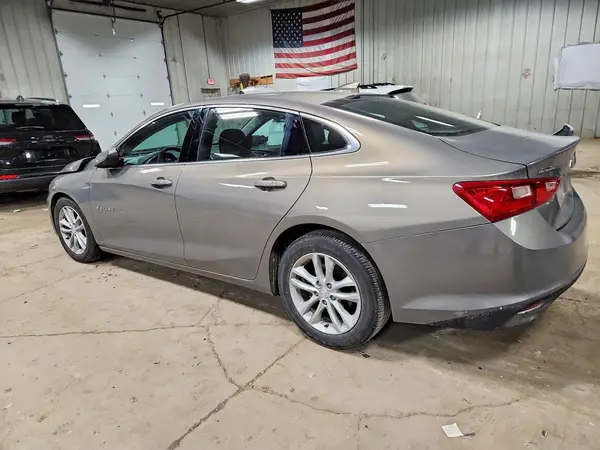 1G1ZD5ST1JF105606 2018 CHEVROLET MALIBU - Image 2