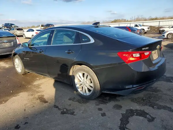 1G1ZD5ST1JF109025 2018 CHEVROLET MALIBU - Image 2