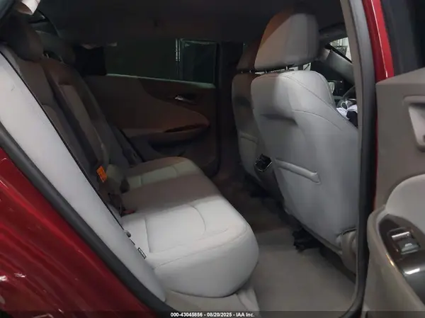 1G1ZD5ST1JF111907 2018 CHEVROLET MALIBU - Image 8