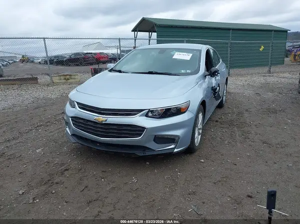 1G1ZD5ST1JF113740 2018 CHEVROLET MALIBU - Image 2