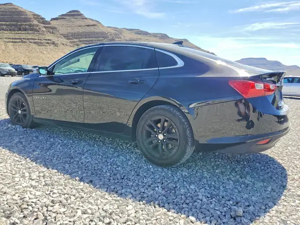 1G1ZD5ST1JF114550 2018 CHEVROLET MALIBU - Image 2