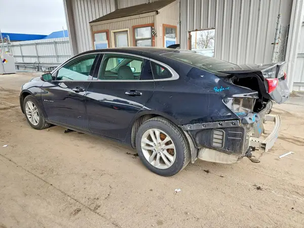 1G1ZD5ST1JF117237 2018 CHEVROLET MALIBU - Image 2