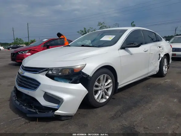 1G1ZD5ST1JF117478 2018 CHEVROLET MALIBU - Image 2