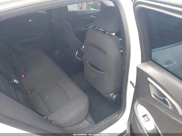1G1ZD5ST1JF117478 2018 CHEVROLET MALIBU - Image 8