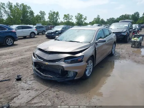 1G1ZD5ST1JF119358 2018 CHEVROLET MALIBU - Image 2