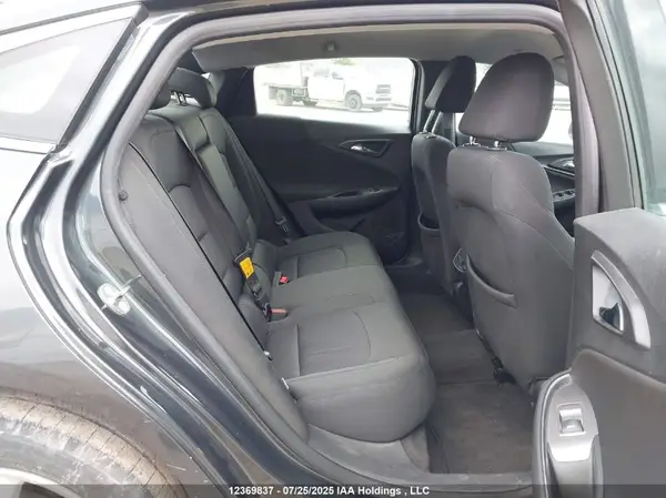 1G1ZD5ST1JF120901 2018 CHEVROLET MALIBU - Image 8