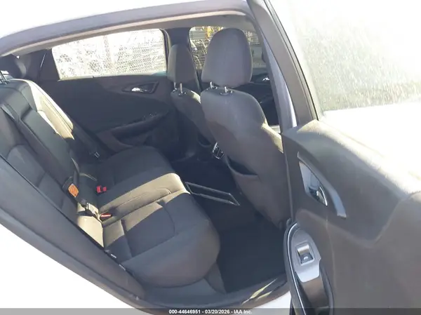 1G1ZD5ST1JF121787 2018 CHEVROLET MALIBU - Image 8
