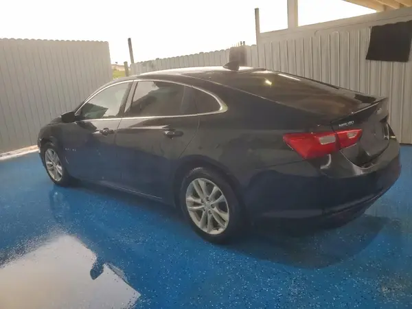 1G1ZD5ST1JF121854 2018 CHEVROLET MALIBU - Image 2