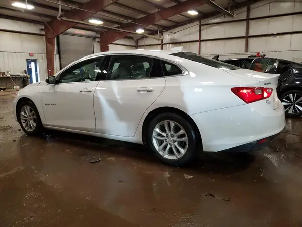 1G1ZD5ST1JF123457 2018 CHEVROLET MALIBU - Image 2