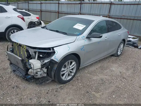 1G1ZD5ST1JF124835 2018 CHEVROLET MALIBU - Image 2