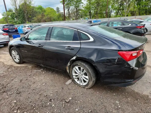 1G1ZD5ST1JF125290 2018 CHEVROLET MALIBU - Image 2