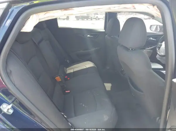 1G1ZD5ST1JF128027 2018 CHEVROLET MALIBU - Image 8
