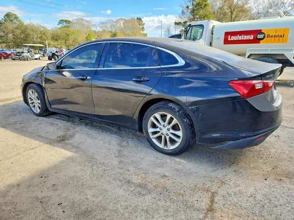 1G1ZD5ST1JF128206 2018 CHEVROLET MALIBU - Image 2