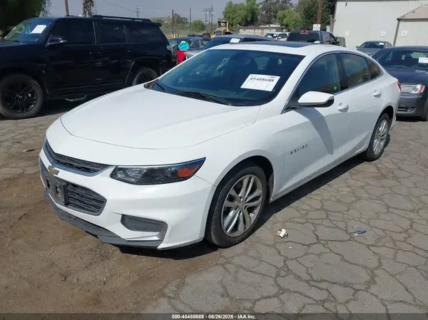 1G1ZD5ST1JF129372 2018 CHEVROLET MALIBU - Image 2